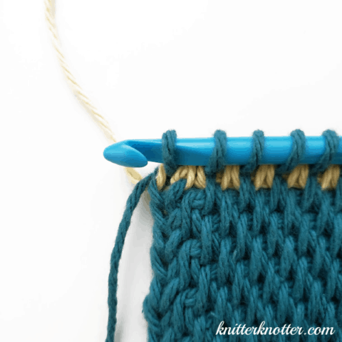 Tunisian crochet tutorial – Changing color at the beginning of the ...