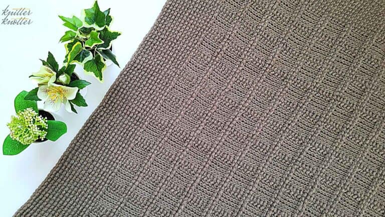 Easy Tunisian Crochet Blanket – Free Pattern! Roshan Blanket