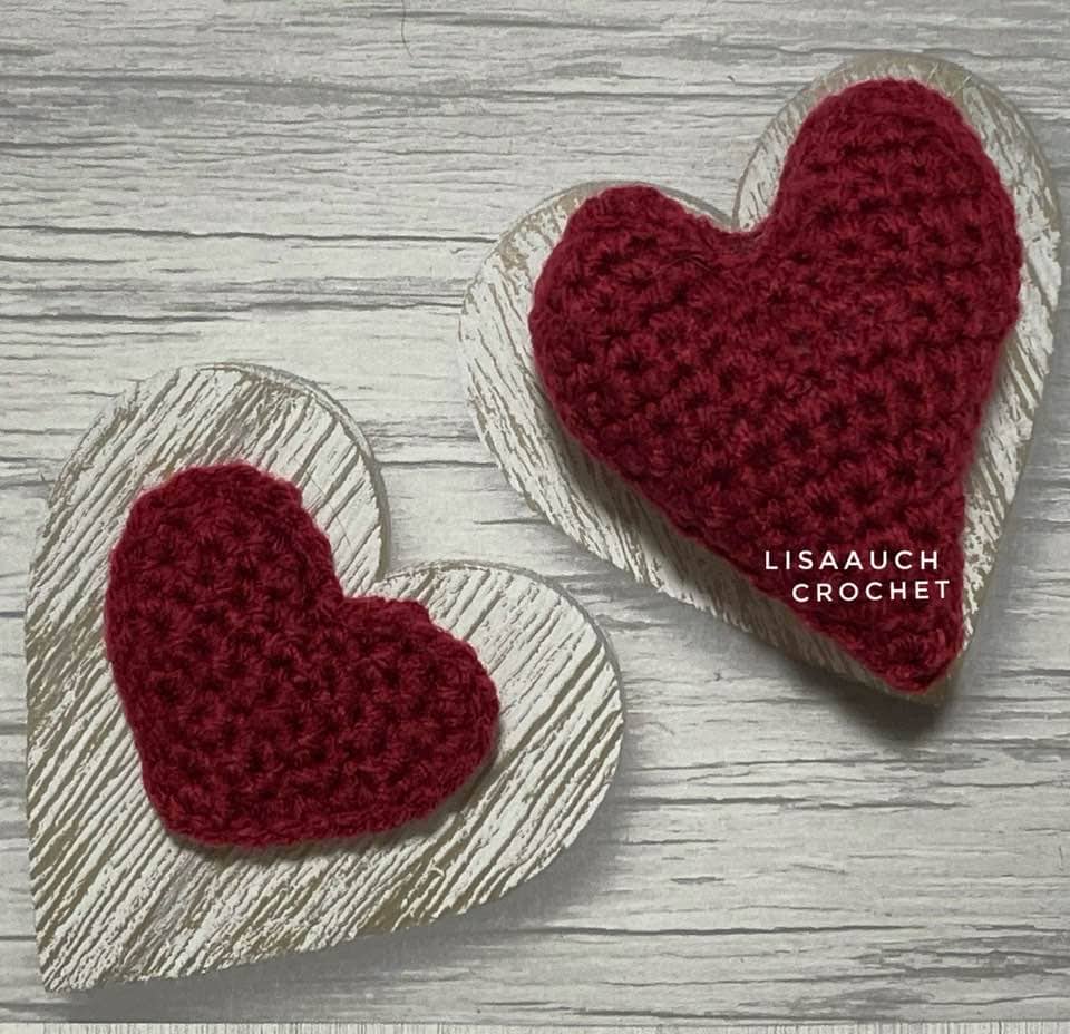 Easy Crochet heart Keyring Pattern FREE by Lisa Auch Crochet