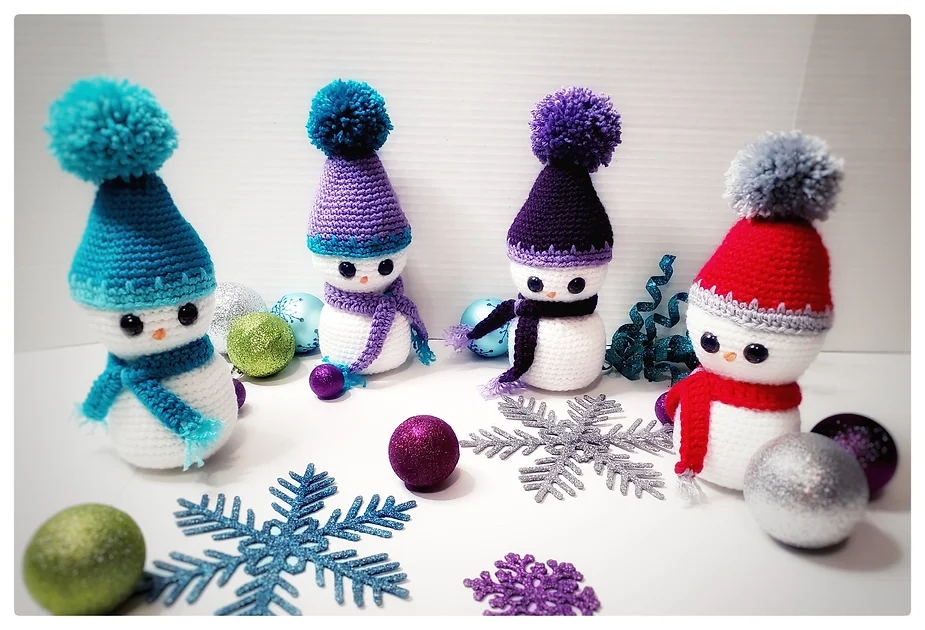 Free Crochet Snowman Pattern: Say Hello To My Little Frosty Friend! Carol Hladik Designs