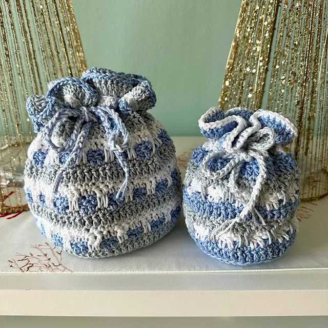 Crochet Gift Bag Free Pattern Winter Sparkle Gift Bags Melanie JAne