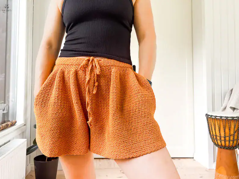 Women_s Crochet Shorts with Pockets by Muki Crafts